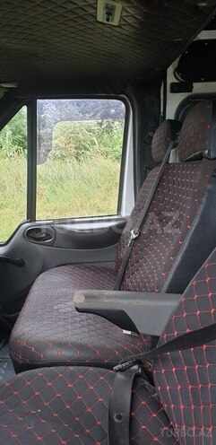Ford Transit 2002, 510,000 km - 2.4 l - Qusar