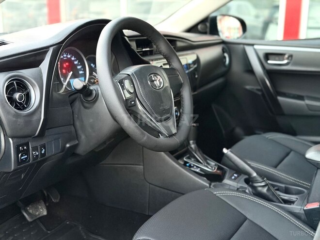 Toyota Corolla 2016, 157,000 km - 1.6 l - Bakı