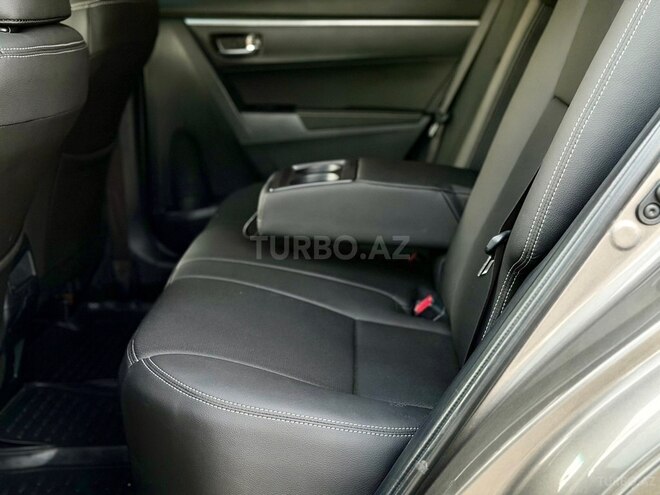 Toyota Corolla 2016, 157,000 km - 1.6 l - Bakı