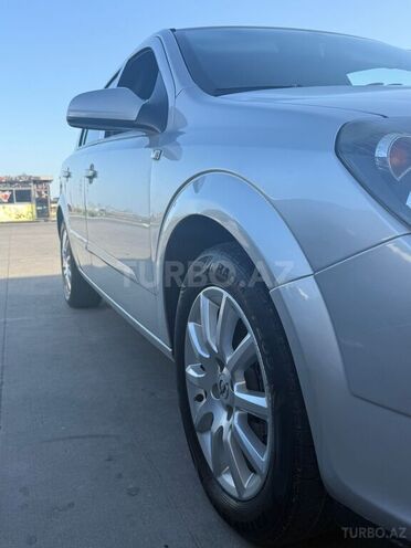 Opel Astra 2006, 356,000 km - 1.4 l - Bakı