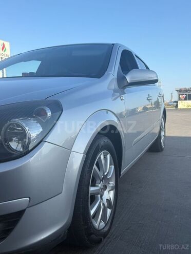 Opel Astra 2006, 356,000 km - 1.4 l - Bakı