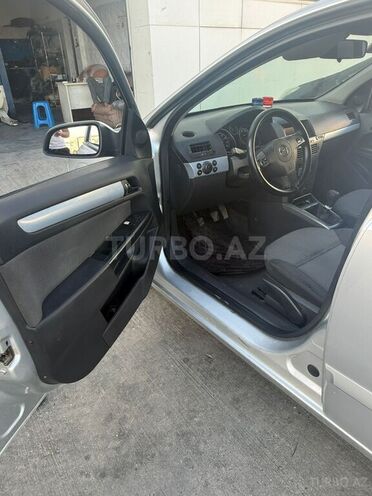 Opel Astra 2006, 356,000 km - 1.4 l - Bakı