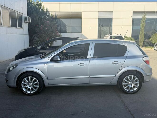 Opel Astra 2006, 356,000 km - 1.4 l - Bakı