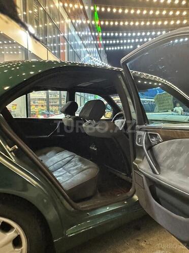 Mercedes E 320 2000, 485,690 km - 3.2 l - Bakı