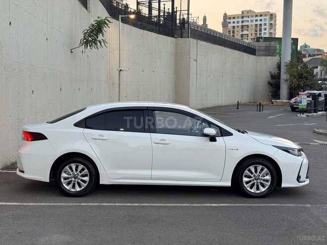 Toyota Corolla 2024, 37,500 km - 1.8 l - Bakı