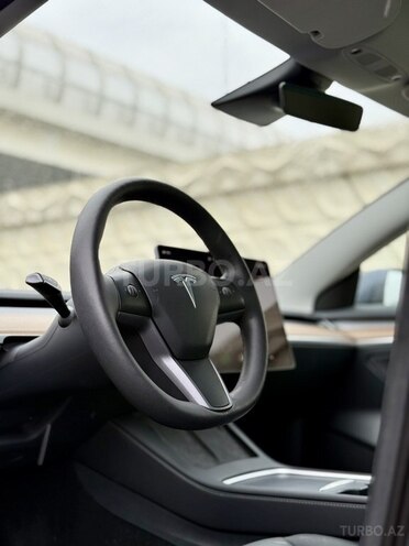 Tesla Model 3 2023, 25,500 km - 0.0 l - Bakı