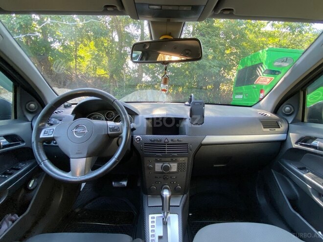 Opel Astra 2006, 392,000 km - 1.9 л - Bakı