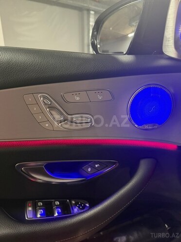 Mercedes E 300 de 2021, 72,000 km - 2.0 л - Bakı
