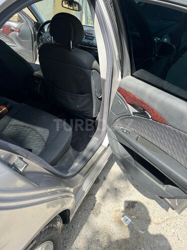 Mercedes E 220 2003, 303,000 km - 2.2 l - Bakı