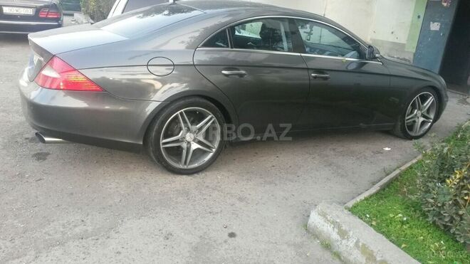 Mercedes CLS 350 2006, 276,000 km - 3.5 л - Bərdə