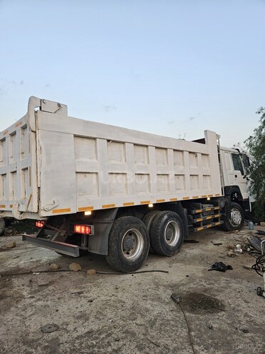 HOWO Sinotruk 2012, 265,000 km - 10.0 l - Bakı