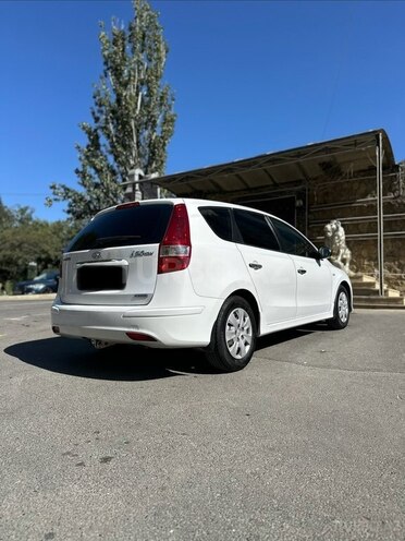 Hyundai i30 2011, 242,800 km - 1.6 л - Bakı