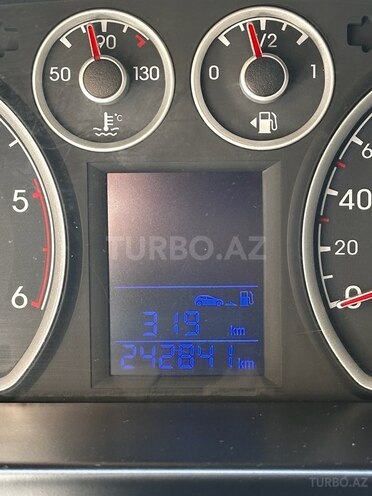 Hyundai i30 2011, 242,800 km - 1.6 л - Bakı