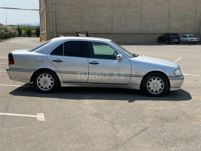 Mercedes C 240 1998, 439,602 km - 2.4 l - Gəncə