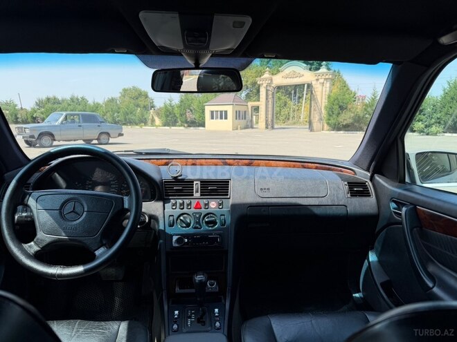 Mercedes C 240 1998, 439,602 km - 2.4 l - Gəncə