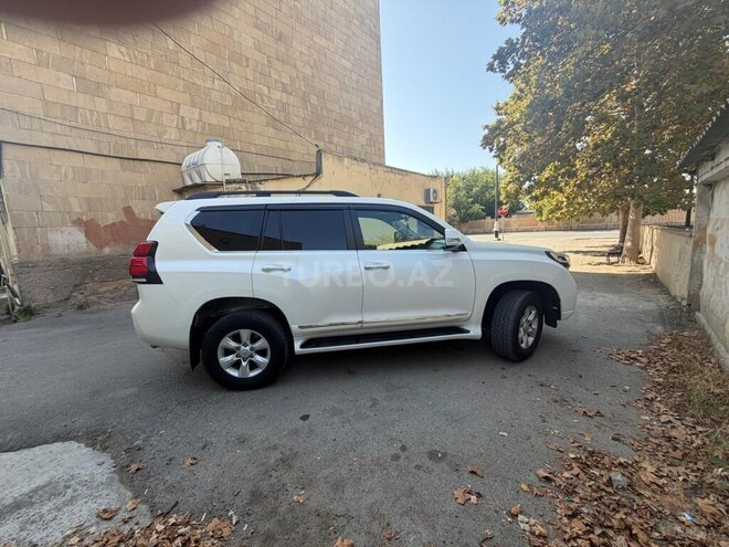 Toyota Land Cruiser Prado 2010, 140,000 km - 2.7 л - Sabirabad