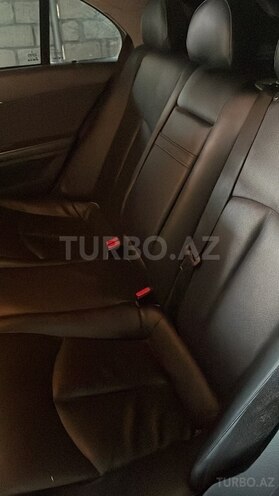 Mercedes E 240 2003, 350,000 km - 2.6 l - Ucar