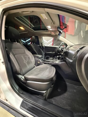 Kia Sportage 2013, 252,000 km - 2.0 l - Sumqayıt