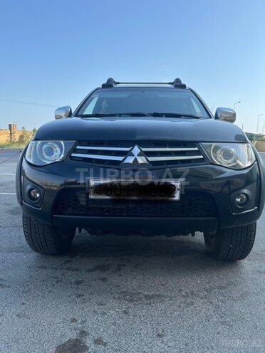 Mitsubishi L200 2012, 423,286 km - 2.5 l - Bakı