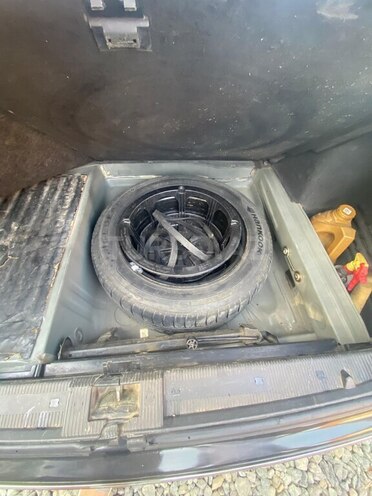 Mercedes E 270 2000, 460,000 km - 2.7 l - Astara