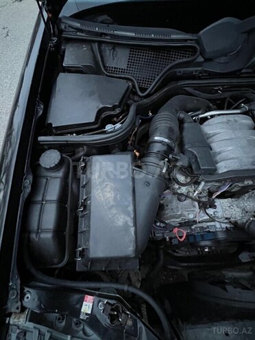 Mercedes E 240 1998, 495,000 km - 2.4 l - Quba