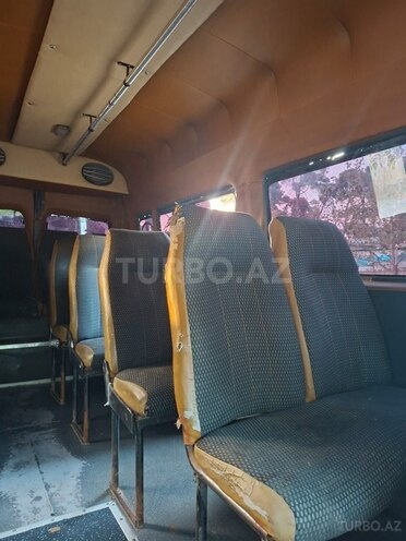 Mercedes 208 D 1994, 526,483 km - 2.3 л - Biləsuvar