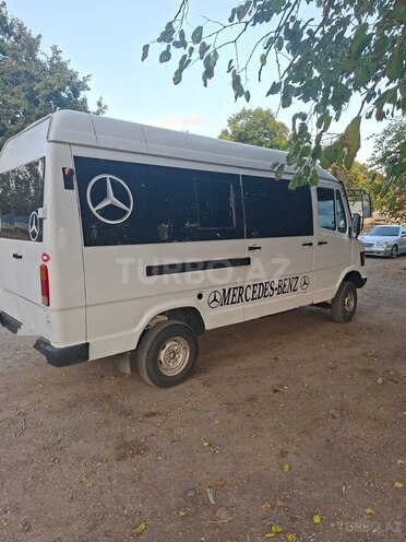 Mercedes 208 D 1994, 526,483 km - 2.3 л - Biləsuvar