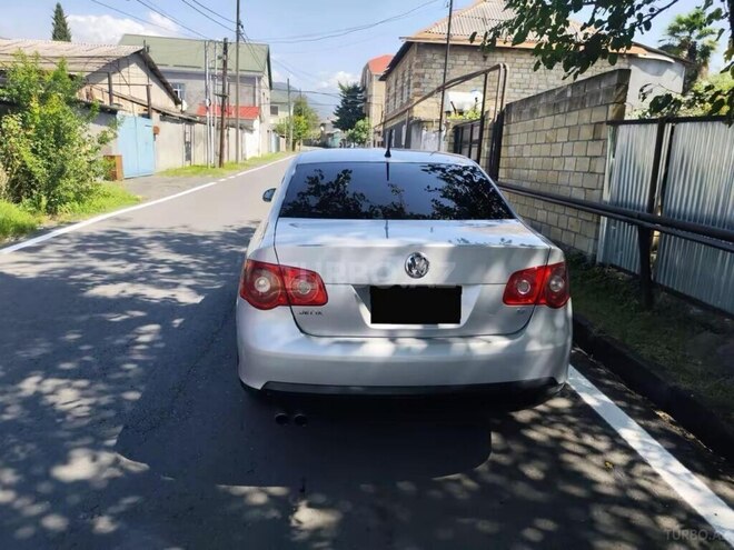 Volkswagen Jetta 2007, 281,000 km - 2.5 l - Zaqatala