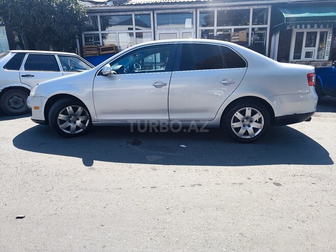 Volkswagen Jetta 2007, 281,000 km - 2.5 l - Zaqatala
