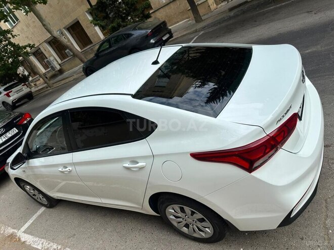 Hyundai Accent 2018, 244,000 km - 1.4 l - Bakı