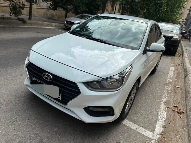 Hyundai Accent 2018, 244,000 km - 1.4 l - Bakı