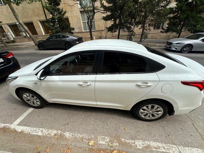 Hyundai Accent 2018, 244,000 km - 1.4 l - Bakı
