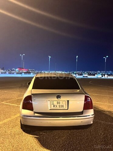 Volkswagen Passat 2004, 400,000 km - 1.8 л - Bakı