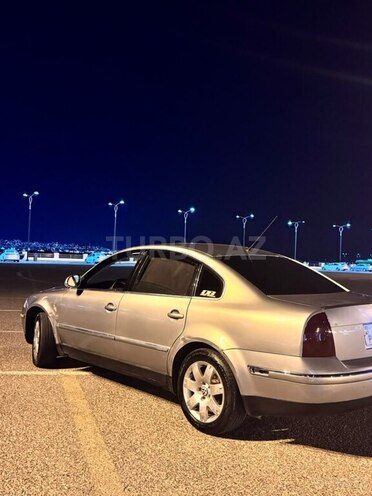 Volkswagen Passat 2004, 400,000 km - 1.8 л - Bakı