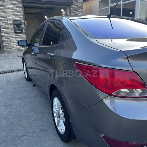 Hyundai Accent 2015, 280,000 km - 1.6 l - Sabirabad