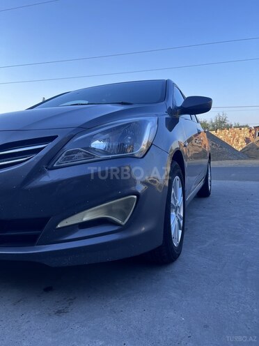 Hyundai Accent 2015, 280,000 km - 1.6 l - Sabirabad