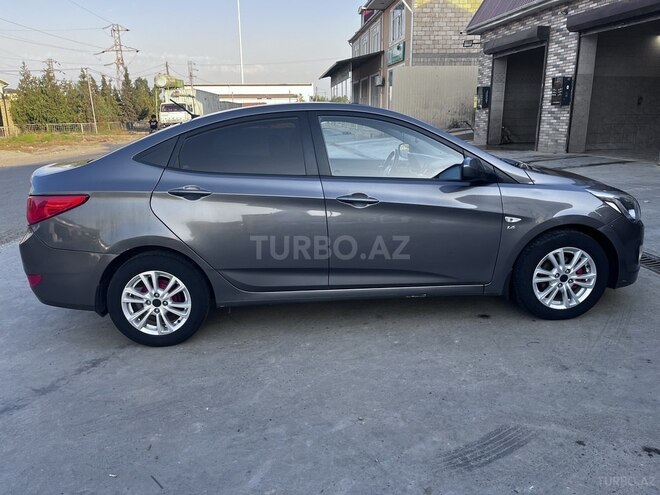 Hyundai Accent 2015, 280,000 km - 1.6 l - Sabirabad