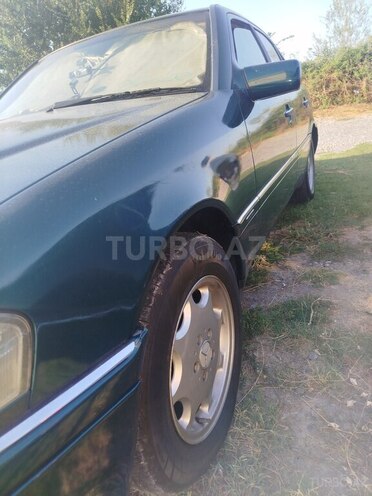 Mercedes C 220 1995, 475,105 km - 2.2 л - Mingəçevir