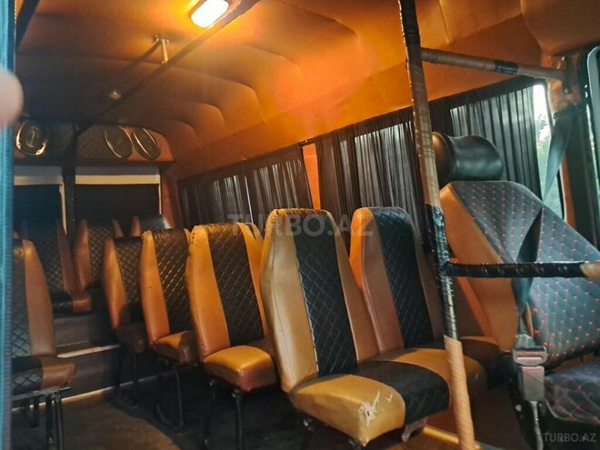 Mercedes 208 D 1993, 324,560 km - 2.3 л - Şirvan