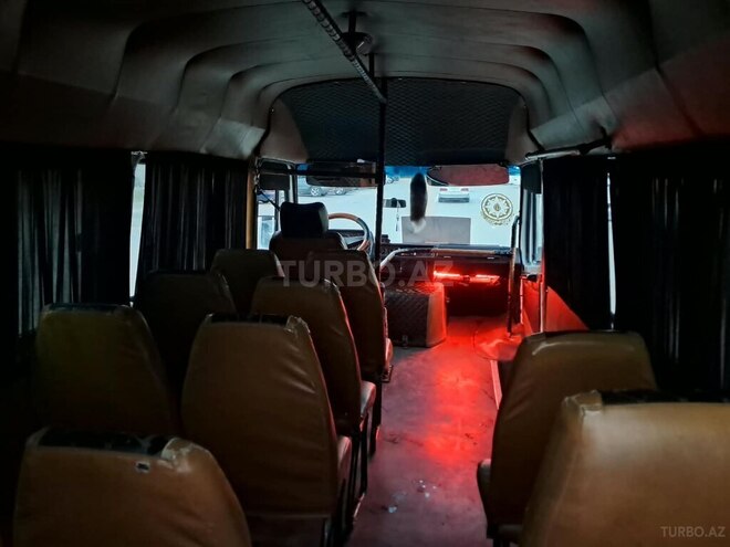 Mercedes 208 D 1993, 324,560 km - 2.3 л - Şirvan