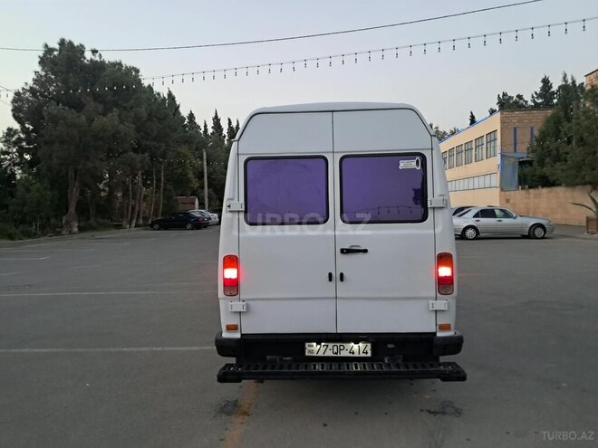 Mercedes 208 D 1993, 324,560 km - 2.3 л - Şirvan