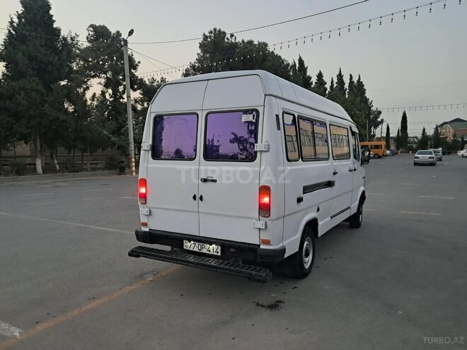 Mercedes 208 D 1993, 324,560 km - 2.3 л - Şirvan