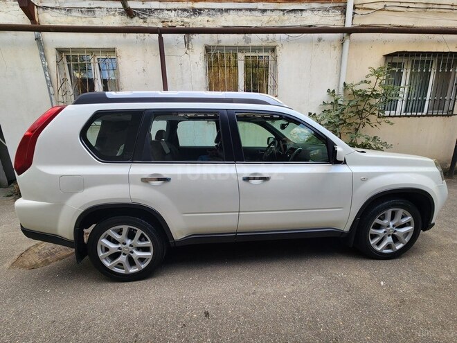 Nissan X-Trail 2011, 141,800 km - 2.5 l - Bakı