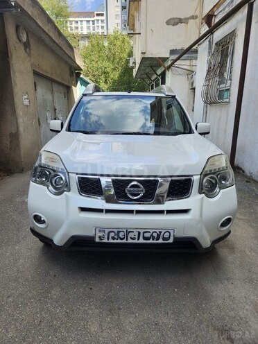 Nissan X-Trail 2011, 141,800 km - 2.5 l - Bakı