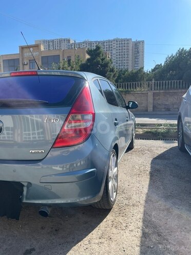 Hyundai i30 2007, 250,000 km - 1.6 л - Bakı