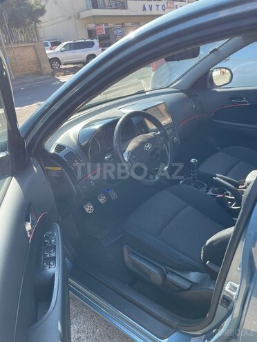 Hyundai i30 2007, 250,000 km - 1.6 л - Bakı
