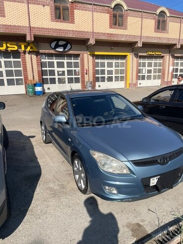 Hyundai i30 2007, 250,000 km - 1.6 л - Bakı