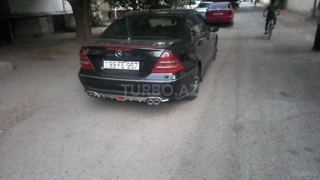 Mercedes C 220 2002, 402,000 km - 2.1 l - Şirvan