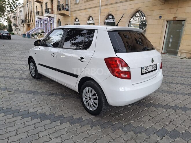Skoda Fabia 2012, 253,000 km - 1.6 l - Bakı