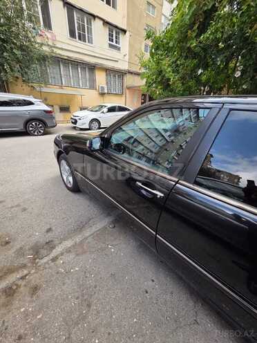 Mercedes E 270 2001, 528,000 km - 2.7 l - Bakı